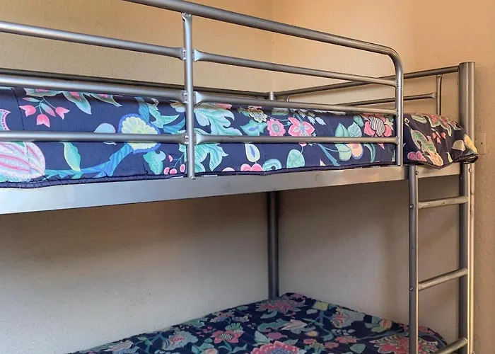 Charmante Maison Avec Sa Terrasse Au Soleil Agde